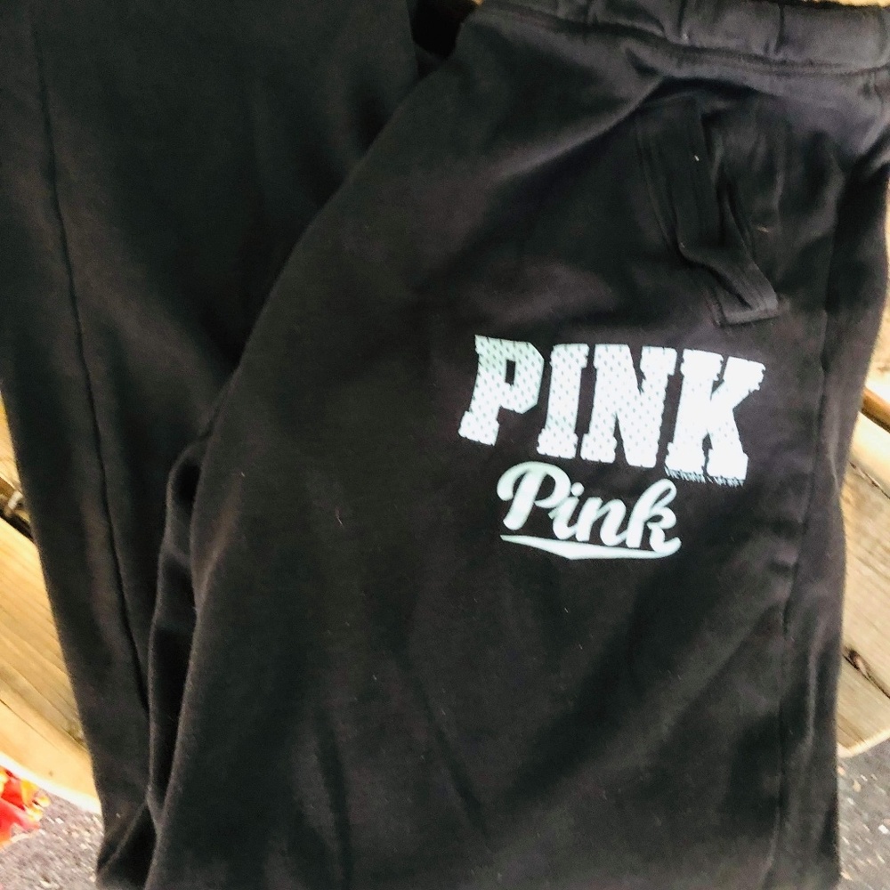 3/$20🍁 PINK Victoria's secret Sweats